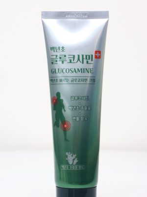 Đây là dòng kem xoa bóp hỗ trợ điều trị các vấn đề về xương khớp nổi tiếng từ Hàn Quốc, kết hợp giữa Glucosamine và chiết xuất xương rồng Jeju. Sản phẩm được thiết kế để thẩm thấu nhanh qua da, giúp giảm đau nhức xương khớp, cơ bắp và làm dịu các vùng viêm một cách hiệu quả.