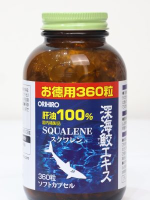 Đây là thực phẩm bảo vệ sức khỏe cao cấp đến từ thương hiệu Orihiro Nhật Bản, được chiết xuất từ 100% dầu gan cá mập biển sâu tinh khiết. Sản phẩm đóng vai trò quan trọng trong việc hỗ trợ sức khỏe xương khớp, tim mạch và nuôi dưỡng làn da khỏe mạnh từ bên trong.