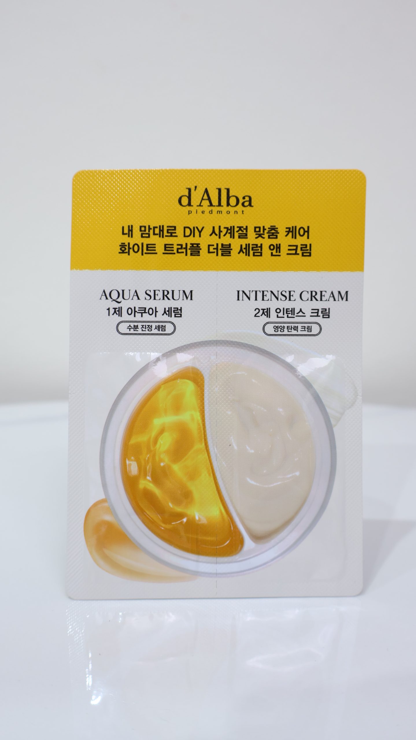 Kem dưỡng mắt/mặt kép d'Alba White Truffle Double Serum & Cream (Dạng gói dùng thử)