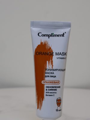 Sản phẩm là dòng mặt nạ chăm sóc da chuyên sâu đến từ thương hiệu mỹ phẩm Compliment của Nga, nổi tiếng với các sản phẩm làm đẹp an toàn và hiệu quả. Với sự kết hợp giữa Vitamin C và các axit trái cây (AHA), mặt nạ giúp loại bỏ vẻ mệt mỏi, tái tạo bề mặt da và mang lại độ căng bóng, rạng rỡ tức thì chỉ sau 10 phút sử dụng.