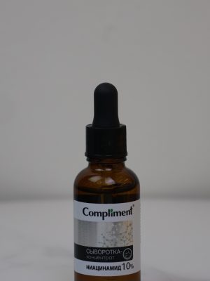 Đây là dòng tinh chất cô đặc chuyên biệt chứa nồng độ cao Niacinamide (Vitamin B3) giúp giải quyết các vấn đề về lỗ chân lông và sắc tố. Sản phẩm đến từ thương hiệu Compliment – một thương hiệu dược mỹ phẩm nổi tiếng của Nga với các dòng sản phẩm tập trung vào hoạt chất điều trị hiệu quả.
