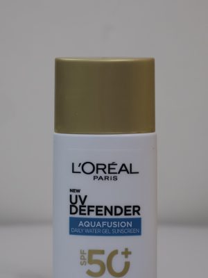 Đây là dòng kem chống nắng thế hệ mới của L'Oréal Paris với kết cấu dạng gel nước mỏng nhẹ, giúp bảo vệ da tối ưu dưới tác động của ánh nắng mặt trời. Sản phẩm không chỉ ngăn chặn tia UV hiệu quả mà còn cung cấp độ ẩm tức thì, mang lại cảm giác tươi mát và khô thoáng cho làn da suốt ngày dài.