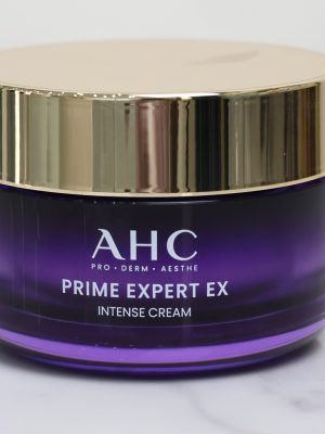Đây là dòng kem dưỡng da cao cấp thuộc dòng Prime Expert EX của thương hiệu mỹ phẩm AHC (Hàn Quốc), được thiết kế chuyên biệt để cải thiện các dấu hiệu lão hóa. Sản phẩm cung cấp dưỡng chất dồi dào, giúp phục hồi độ đàn hồi và nuôi dưỡng làn da trở nên săn chắc, mịn màng hơn.
