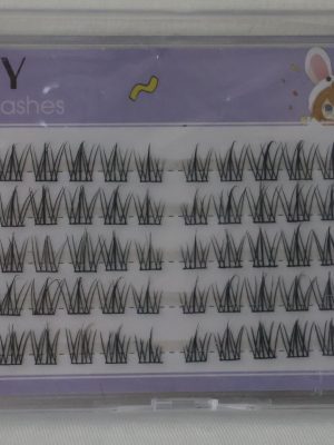 JARY Cluster Lashes là sản phẩm lông mi giả dạng chùm được thiết kế để mang lại vẻ đẹp tự nhiên và linh hoạt cho đôi mắt. Sản phẩm cho phép người dùng tùy chỉnh độ dày và dáng mi theo sở thích cá nhân, phù hợp với nhiều phong cách trang điểm từ nhẹ nhàng hàng ngày đến sắc sảo như búp bê.