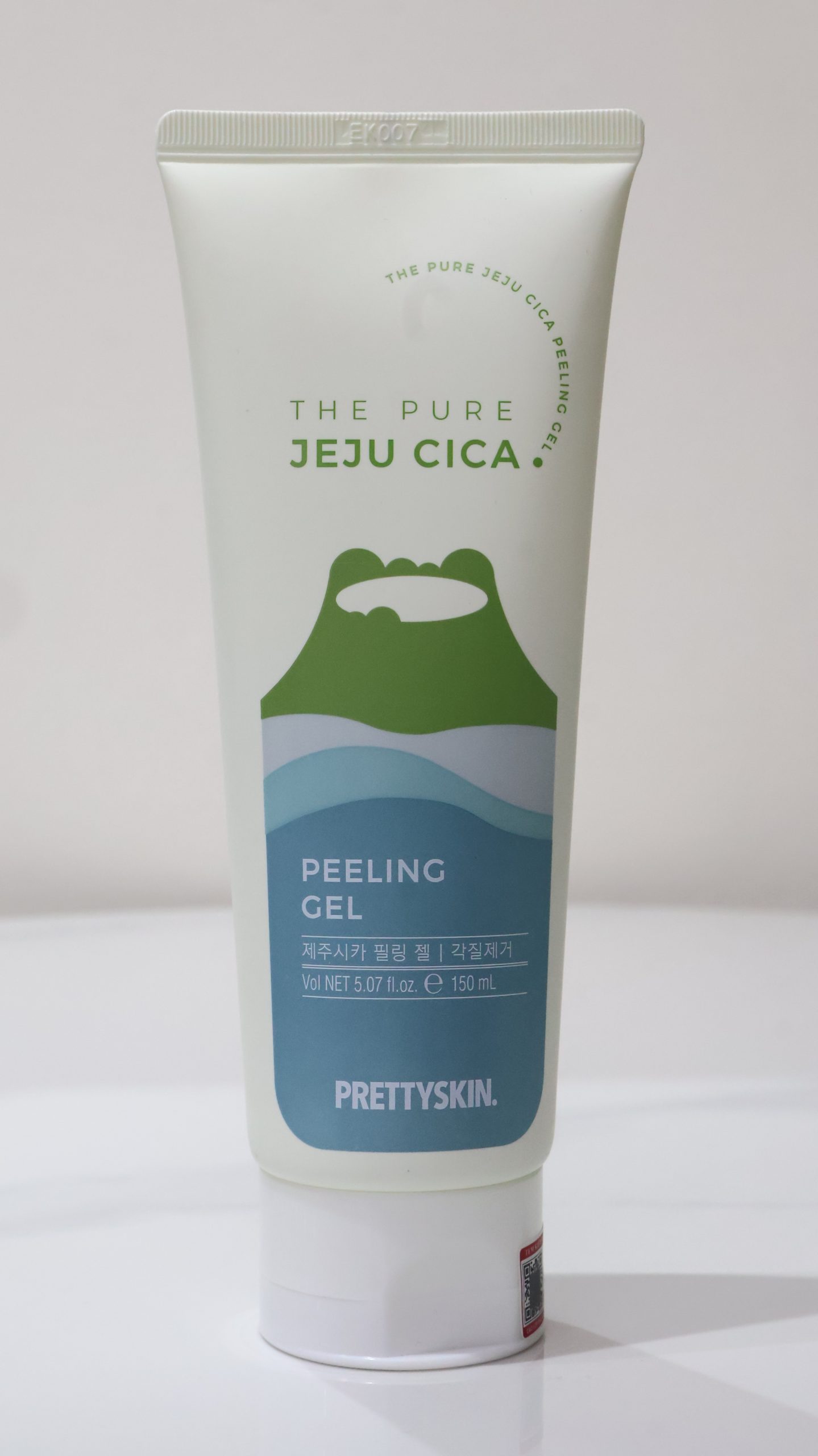 Gel Tẩy Tế Bào Chết Chiết Xuất Rau Má Pretty Skin The Pure Jeju Cica Peeling Gel