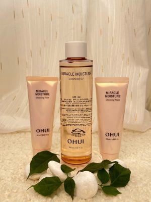 Bộ Sản Phẩm Làm Sạch Và Cấp Ẩm OHUI Miracle Moisture Special Cleansing Set (Dầu Tẩy Trang & Sữa Rửa Mặt)