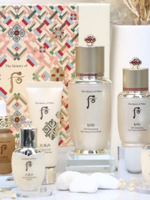 Đây là bộ set đặc biệt thuộc dòng sản phẩm biểu tượng của thương hiệu mỹ phẩm hoàng cung The History of Whoo (Hàn Quốc). Sản phẩm tập trung vào khả năng tự tái tạo của làn da, giúp giải quyết mọi vấn đề về lão hóa như nếp nhăn, độ đàn hồi và sắc da xỉn màu.