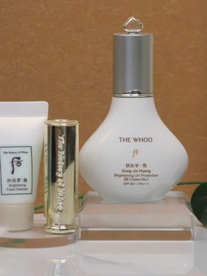Kem Trang Điểm Dưỡng Trắng The Whoo Gongjinhyang:Seol Brightening UV Protective BB Cream SPF 50+ / PA+++