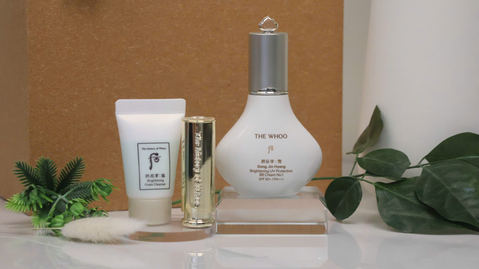 Kem Trang Điểm Dưỡng Trắng The Whoo Gongjinhyang:Seol Brightening UV Protective BB Cream SPF 50+ / PA+++ Kem Trang Điểm Dưỡng Trắng The Whoo Gongjinhyang:Seol Brightening UV Protective BB Cream SPF 50+ / PA+++