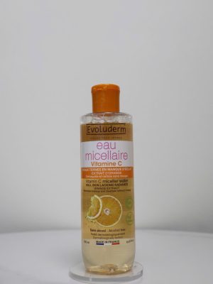 Đây là dòng nước tẩy trang công nghệ Micellar kết hợp với Vitamin C từ thương hiệu Evoluderm (Pháp), được thiết kế chuyên biệt cho làn da xỉn màu và thiếu sức sống. Sản phẩm giúp làm sạch lớp trang điểm, bụi bẩn chỉ trong một bước mà không cần rửa lại với nước, đồng thời hỗ trợ làm sáng da.