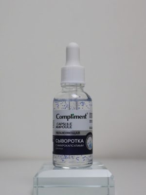 Đây là dòng tinh chất dưỡng da cô đặc đến từ thương hiệu Compliment (Nga), được thiết kế chuyên biệt để cấp ẩm sâu cho làn da. Sản phẩm nổi bật với kết cấu chứa các hạt vi nang giúp bảo quản hoạt chất tối ưu và giải phóng dưỡng chất ngay khi tiếp xúc với da.