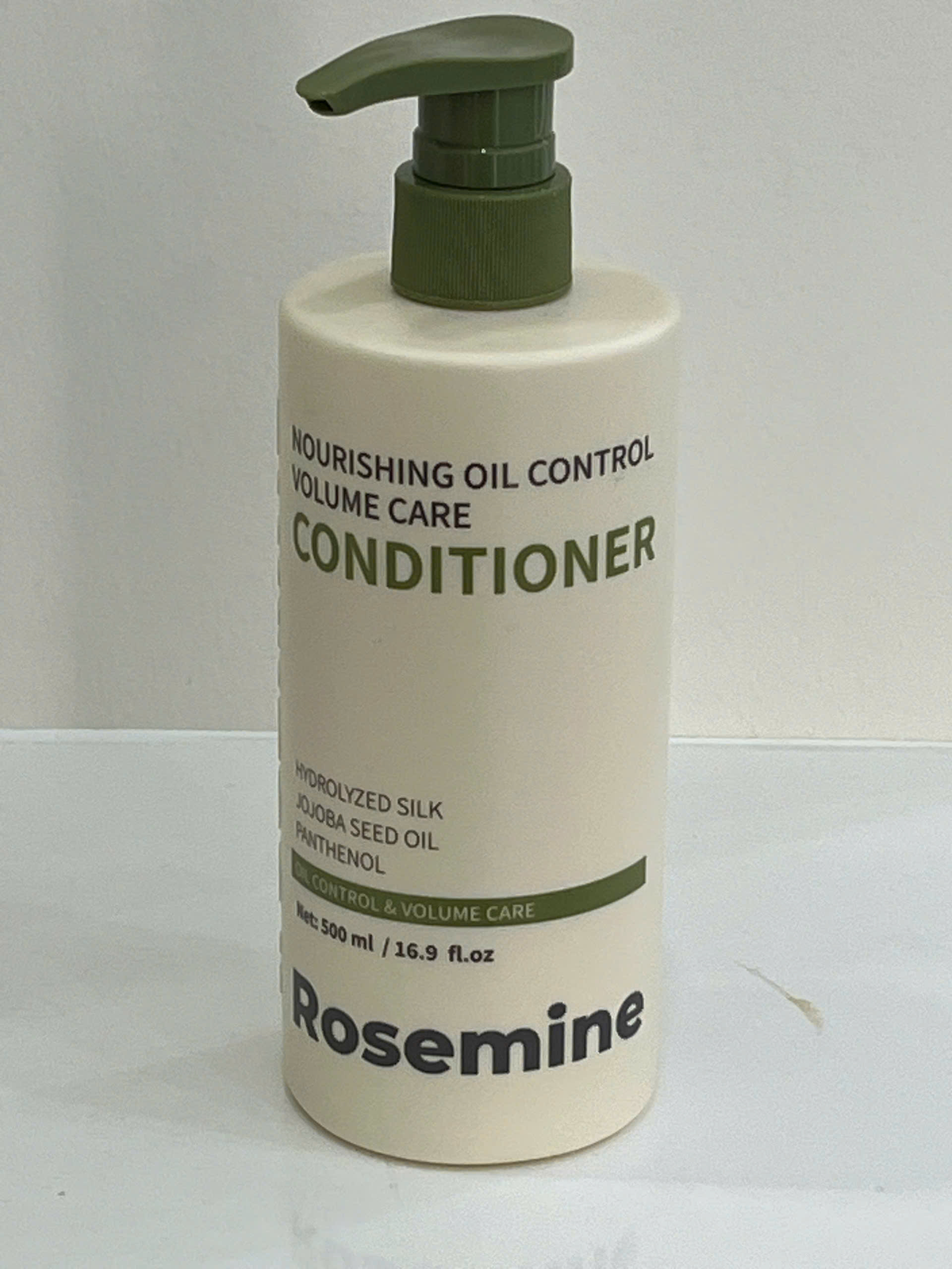 Dầu Xả Rosemine Nourishing Oil Control Volume Care Conditioner