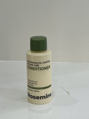 Đây là dòng dầu xả chuyên biệt đến từ thương hiệu Rosemine Hàn Quốc, được thiết kế để giải quyết vấn đề tóc bết dính và thiếu độ phồng. Sản phẩm kết hợp khả năng kiểm soát dầu thừa với các dưỡng chất phục hồi, mang lại mái tóc bồng bềnh và mềm mượt tự nhiên.