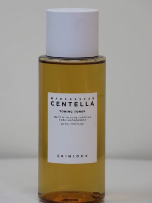 Nước Hoa Hồng Skin1004 Madagascar Centella Toning Toner (210ml)